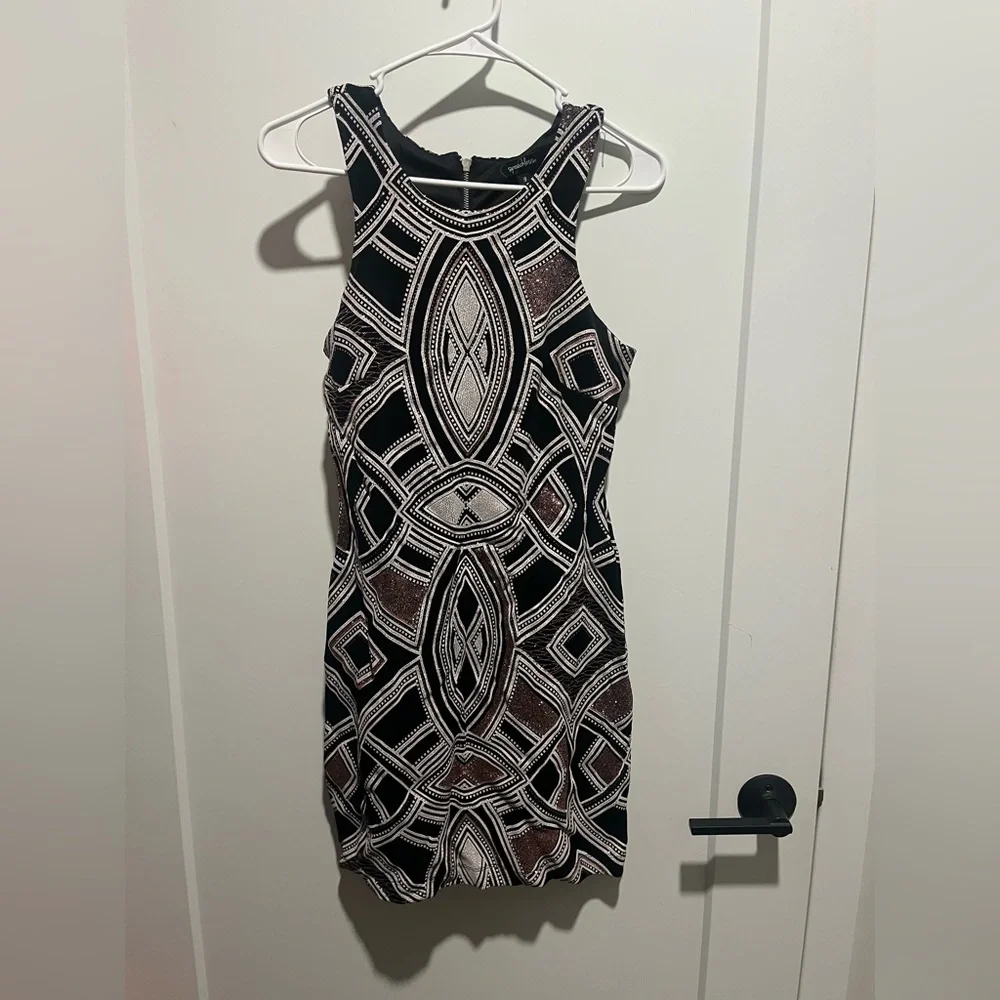 Speechless Black & Gold Geometric Mini Dress | Size 9 | Bodycon Cocktail Party - Picture 2 of 4